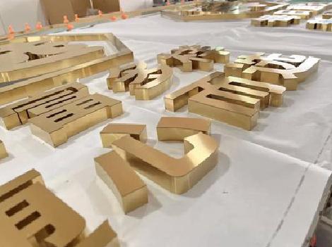 长丰拉丝不锈钢字的特点。